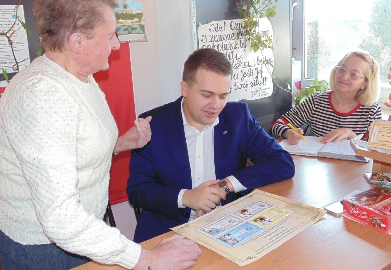 Prezydent przyszedł do emerytów