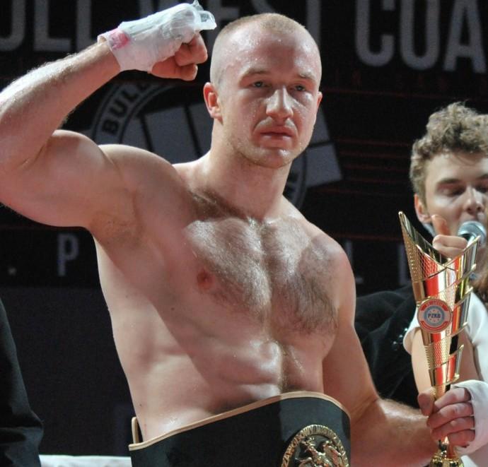 Wygranej gratulował mu legendarny Punisher