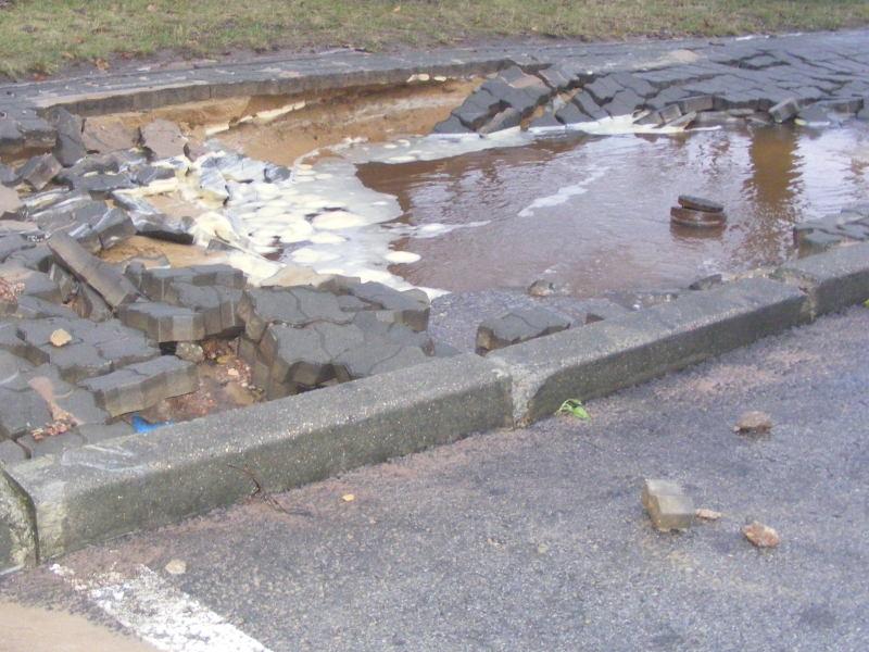 Mieszkańcy bez wody, Szlakowisko zalane