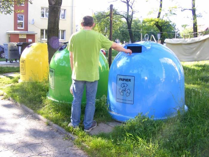 Kontrolują nasze śmieci