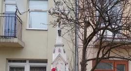 Apel o ratunek dla zabytkowej kapliczki przy ul. Spó…