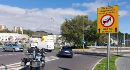  Nowy znak przy zjeździe na przejazd! Na to czekali …