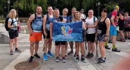 50 km pieszo w upale i przy ulewnym deszczu