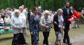 W hołdzie ofiarom pacyfikacji Boru Kunowskiego