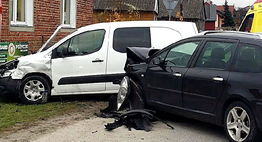 Kolizje pięciu samochodów