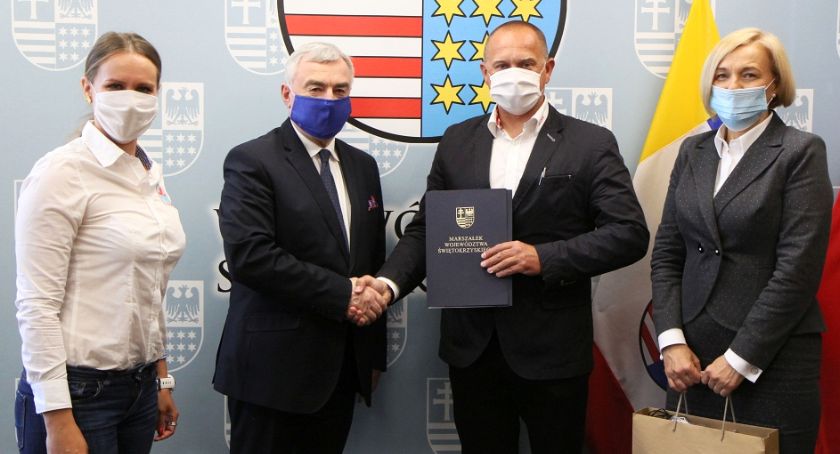 Wszechnica Konecka ze wsparciem z województwa