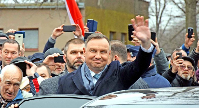 W Fałkowie ukradli prezydenta!