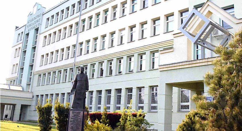 W wakacje Wydział Komunikacji będzie pracował krócej