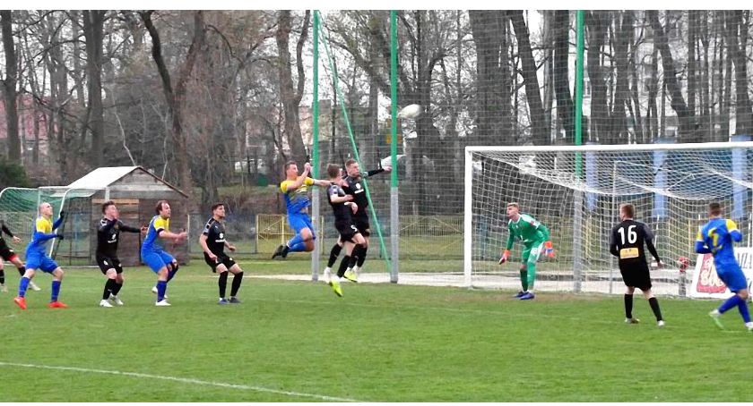 Z Koroną Kielce zagrają wcześniej