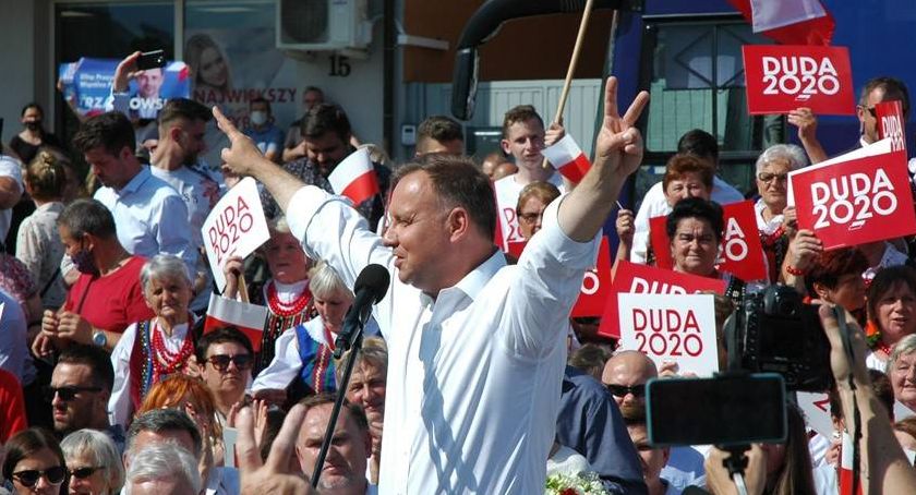 W powiecie koneckim wygrywa zdecydowanie Andrzej Duda