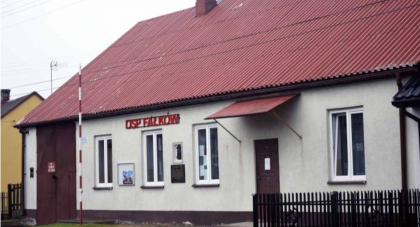 Od fundamentów odbudowana będzie strażnica w Fałkowie