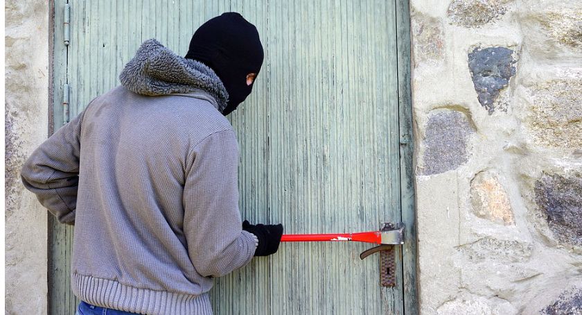 RUDA MALENIECKA. Włamywacz i złodziej w jednej osobie