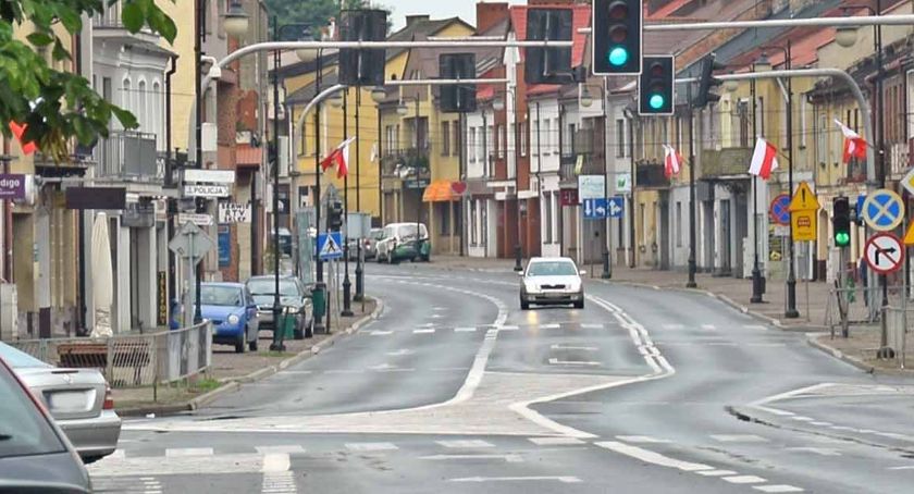 W centrum Końskich przybędzie miejsc parkowania aut
