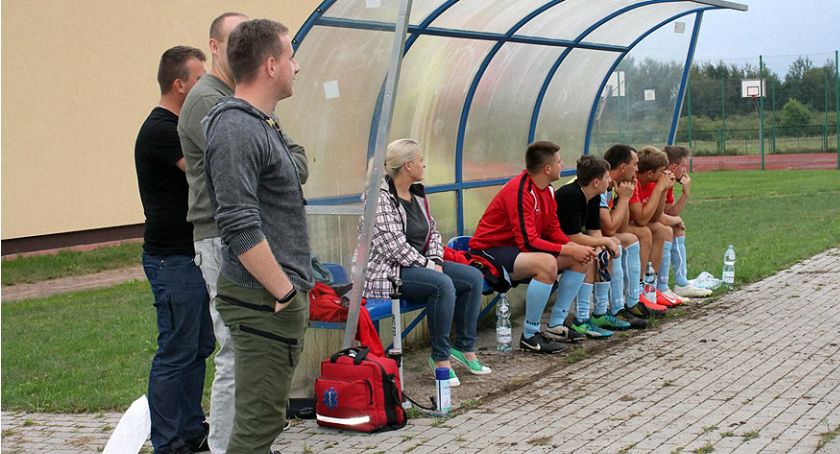 KS Smyków zagrał jako gospodarz, a jednak jak na wyjeździe