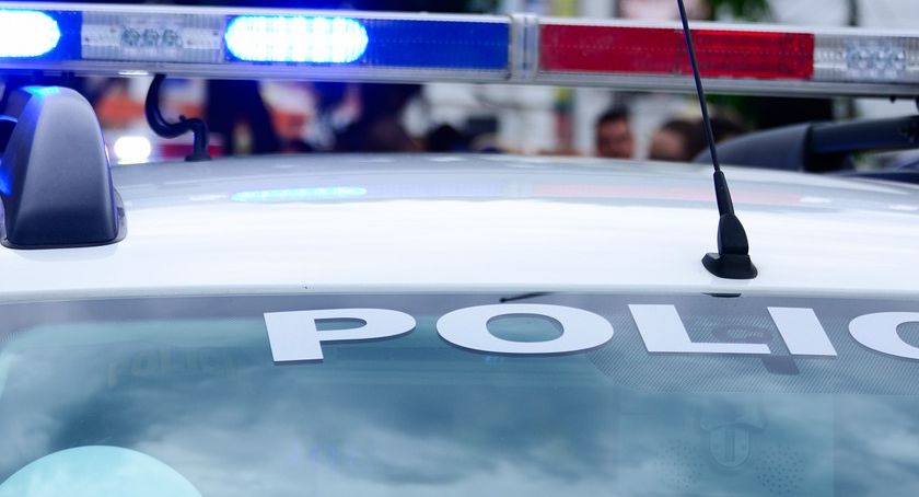 Stąporków. Renault potrącił mężczyznę. Zmarł na miejscu