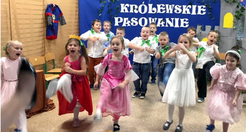 STĄPORKÓW. Królewskie pasowanie [ZDJĘCIA]