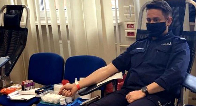Podziękowali koneckim policjantom za „kroplę życia”