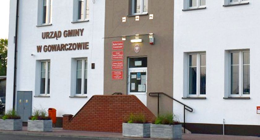 W Gowarczowie sięgają po kasę na nowe inwestycje w gminie