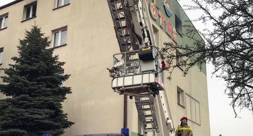 KOŃSKIE. Pożar w hotelu na Warszawskiej [ZDJĘCIA]