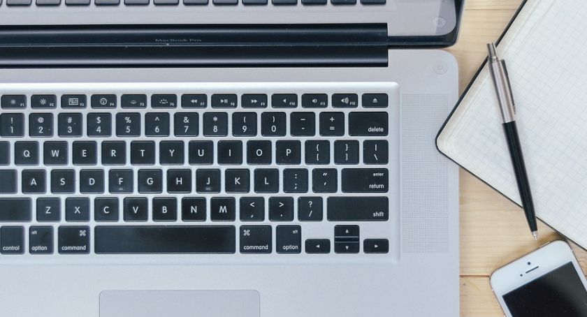 Dyżur eksperta Państwowej Inspekcji Pracy w redakcji