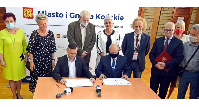 W gminie Końskie znów będą wydawać Kartę Seniora