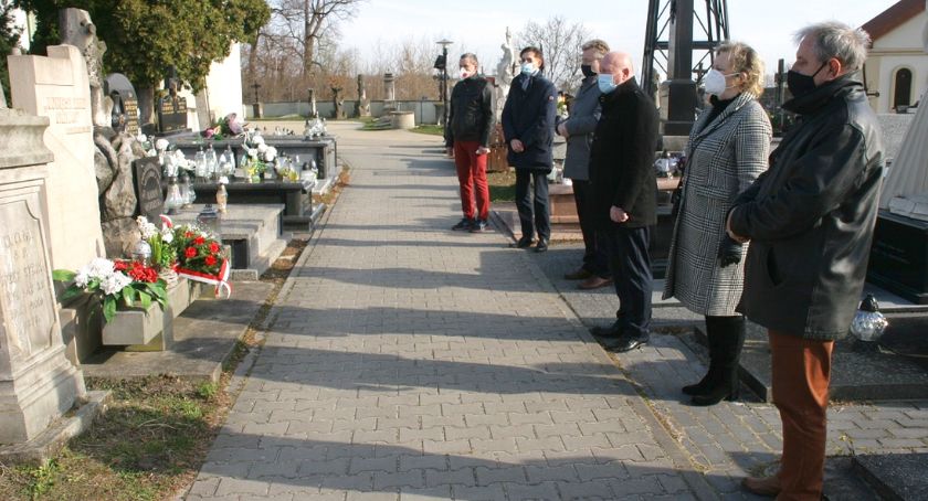 W Końskich pamiętali o 11 rocznicy katastrofy smoleńskiej