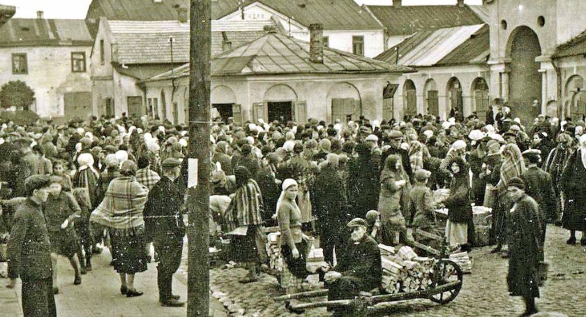W Końskich trwa rewolucja. Jeden z placów zmienia swoje oblicze [ZDJĘCIA]