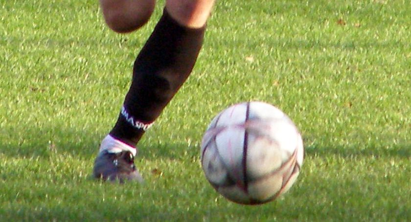 Futboliści KS Kamienna Wola kończyli zaległą kolejkę w piłkarskiej Klasie B