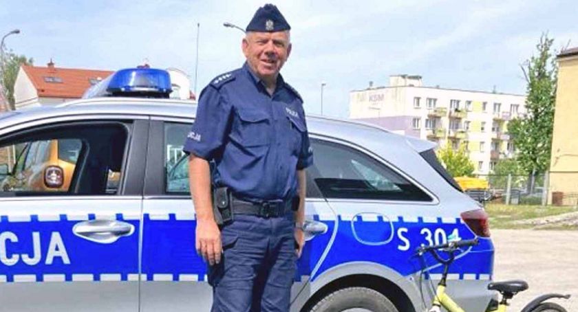 Dzielnicowy z Końskich przekazał rower wielodzietnej rodzinie