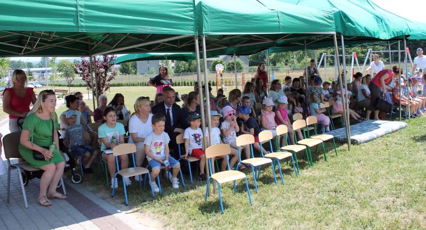 Smyków. Rewelacyjny festyn „Rodzice, nauczyciele dzieciom” [MNÓSTWO ZDJĘĆ]