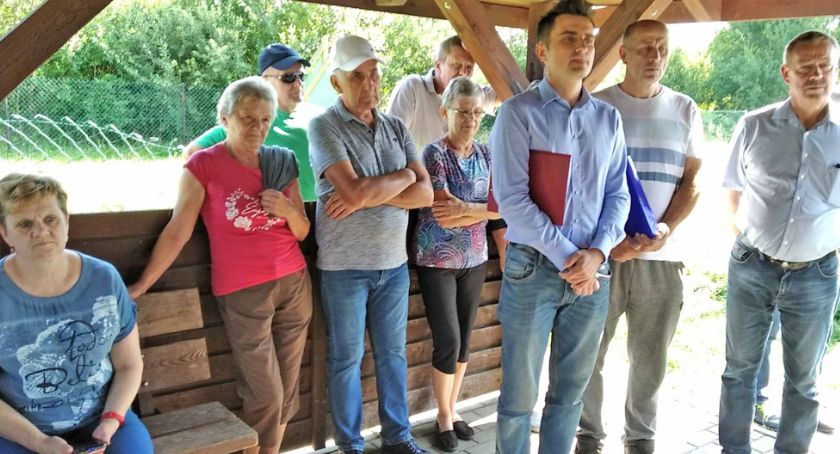 WÓLKA PLEBAŃSKA. Remont: Woda zalewa drogę, ludzi zalewa krew! 