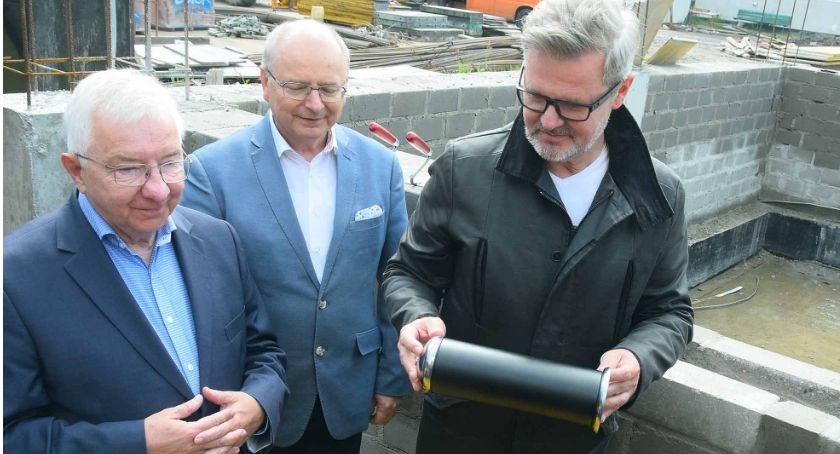 W Końskich wmurowali kamień węgielny. Budowę można rozpoczynać! [ZDJĘCIA]