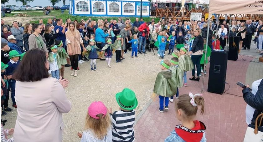 Nad zalewem Antoniów w Radoszycach najważniejsze jest czyste powietrze