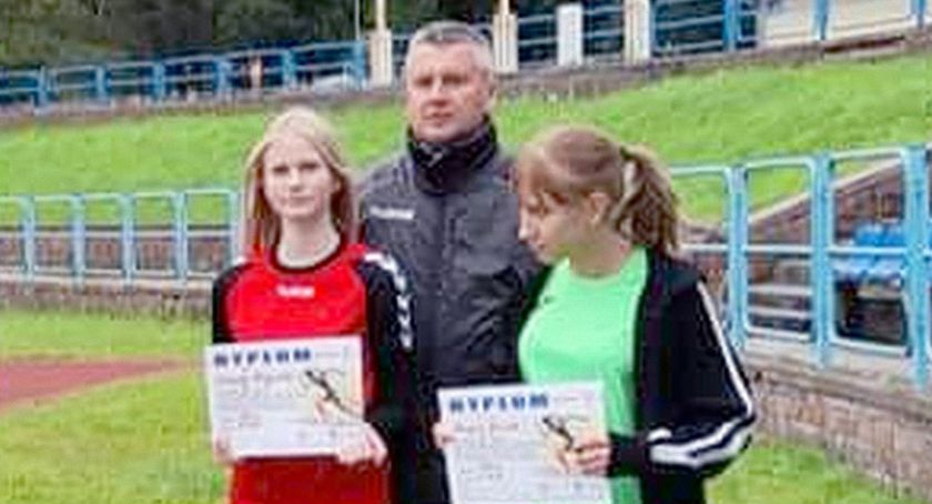 Uczniowie ze szkoły w Królewcu ze sportowymi trofeami [ZDJĘCIA]