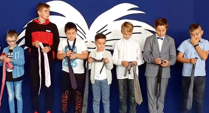 Dzień Chłopaka w Królewcu. Konkursy, życzenia, upominki [ZDJĘCIA]