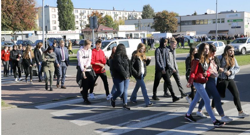Szli przez Końskie śladami Robota. Drugi raz [ZDJĘCIA]