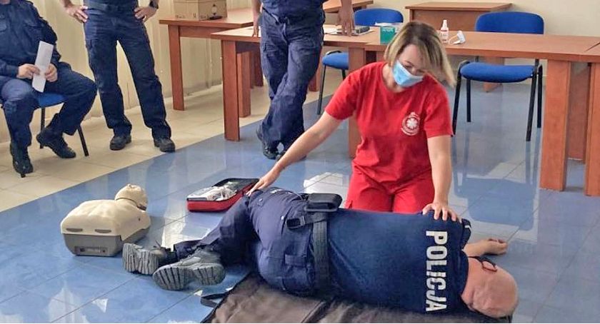 Policjanci z powiatu koneckiego na szkoleniu [ZDJĘCIA]