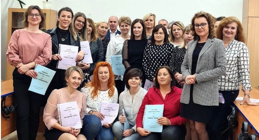 W Gowarczowie wręczyli nagrody wójta i dyrektora
