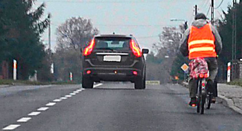 POWIAT KONECKI. Zwierzęta przyczyną dramatycznych zdarzeń na drogach