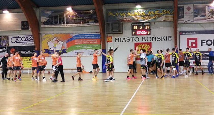 Juniorzy KSSPR Końskie wyszli na mecz w siódemkę