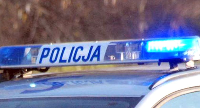 GMINA RUDA MALENIECKA. Zderzyły się auta na skrzyżowaniu dróg krajowych