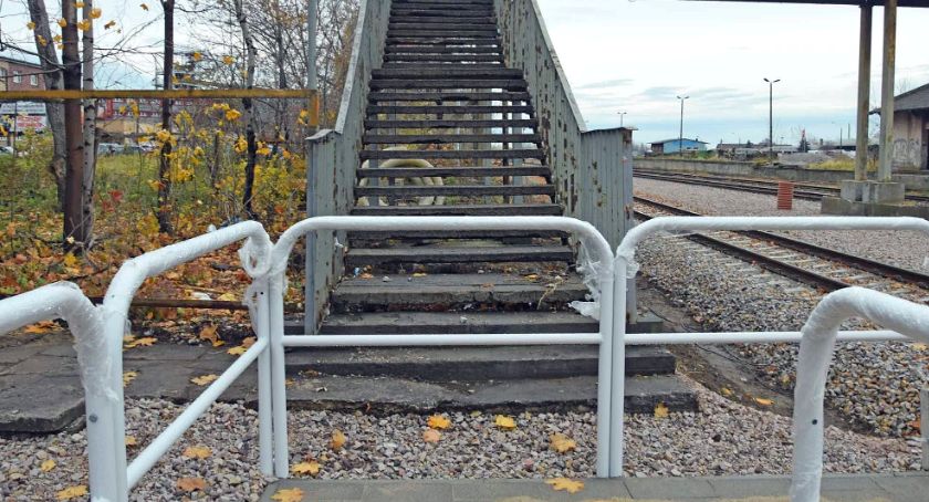 Przystanek Końskie czeka na pociągi i pasażerów [ZDJĘCIA]