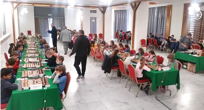 W Sielpi rywalizowali młodzi szachiści w Półfinale Mistrzostw Polski [GALERIA ZDJĘĆ]