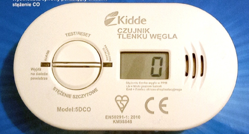 W Końskich czujnik wywąchał w mieszkaniach tlenek węgla?