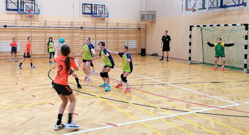 Jak Olimpia Końskie zakończyła pierwszą rundę w Świętokrzyskiej Lidze Młodziczek?