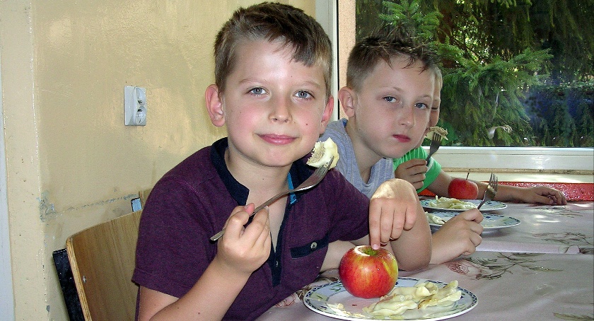 W Słupi Koneckiej będą przyjmowane wnioski o dożywianie dzieci w szkole