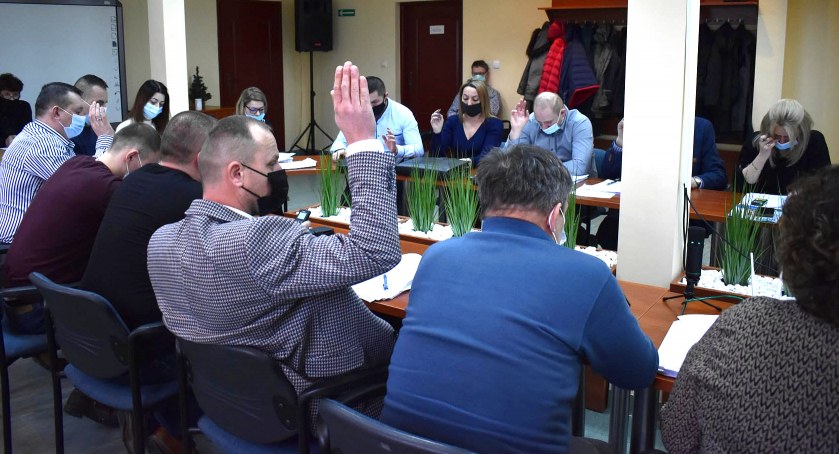 Gmina Gowarczów z niewielkim deficytem budżetowym w Nowym Roku