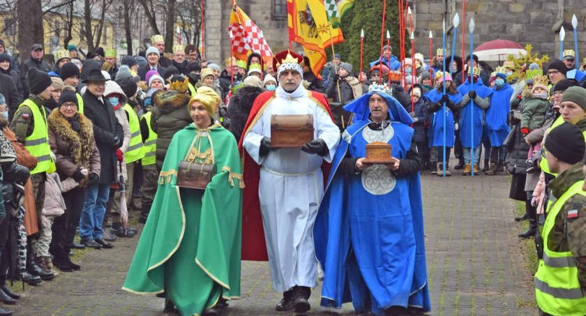 Ulicami Końskich przeszedł Orszak Trzech Króli [ZDJĘCIA]