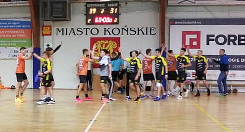 Juniorzy KSSPR Końskie zakończyli sezon na oparach