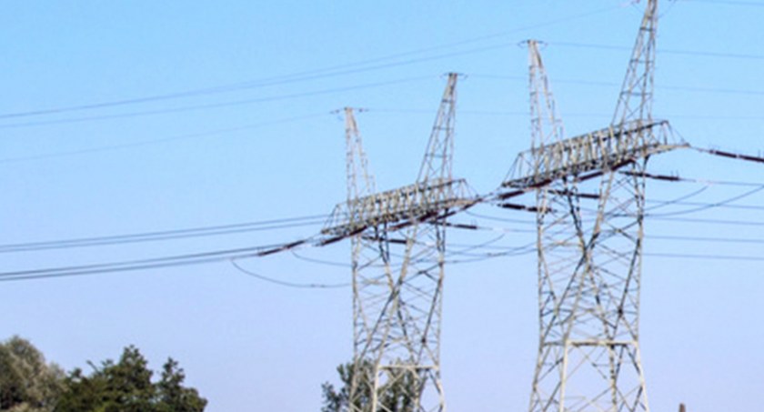 W Kazanowie Nowym palił się kabel zasilający dom w energię elektryczną